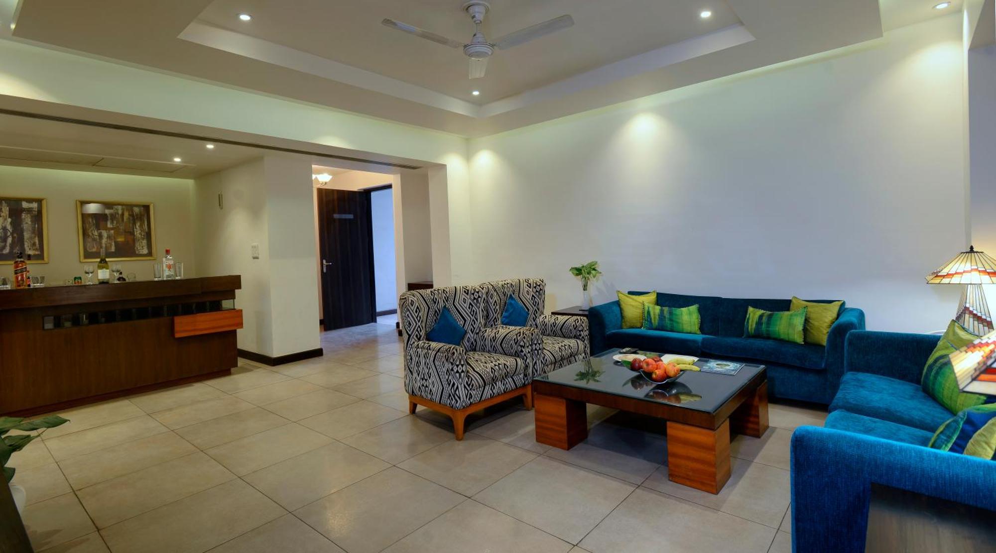 Treehouse Hotel Club&Spa Dhāruhera Buitenkant foto